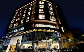 Hotel Scion Yangon 3*